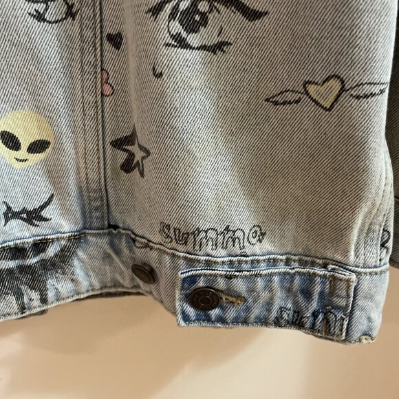 Wild Fable Graffiti Jean Jacket Women's L Denim Alien Smiley Face Flower Grunge - Picture 9 of 13